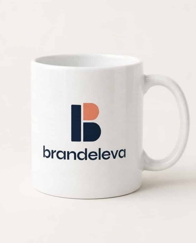 Mug blanc personnalisé au logo Brandeleva